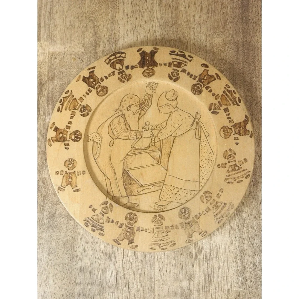 Rare‎ Vintage Bulgarian souvenir pyrography wood wall hanging plate Christmas